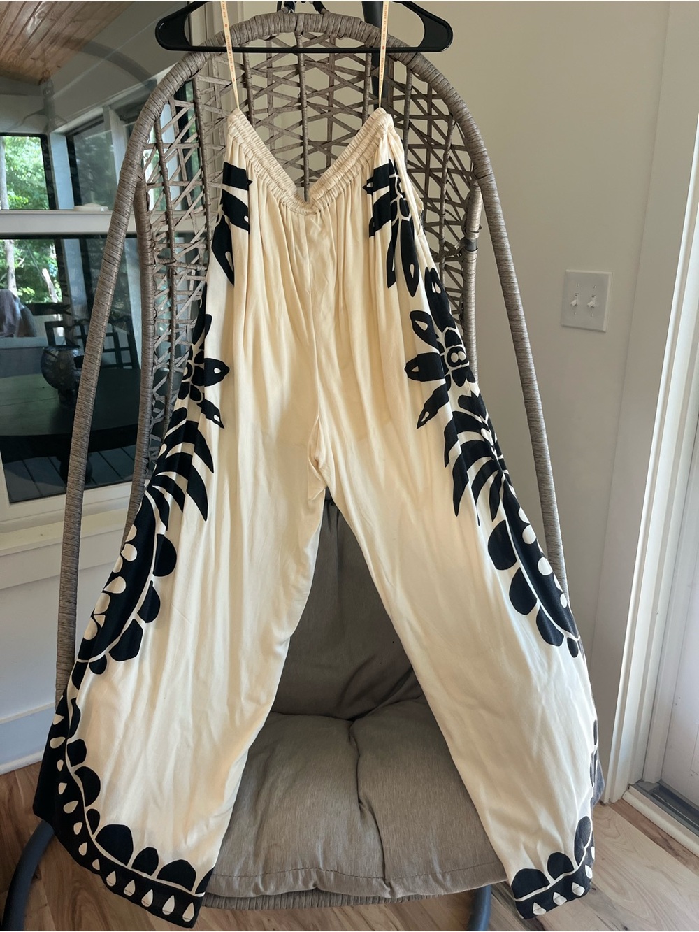 FARM Rio Cream Wide-Leg Pants with Black Floral Trim - Picture 6 of 6